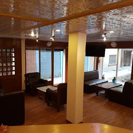 Hotel Triratna Kathmandu Bagian luar foto