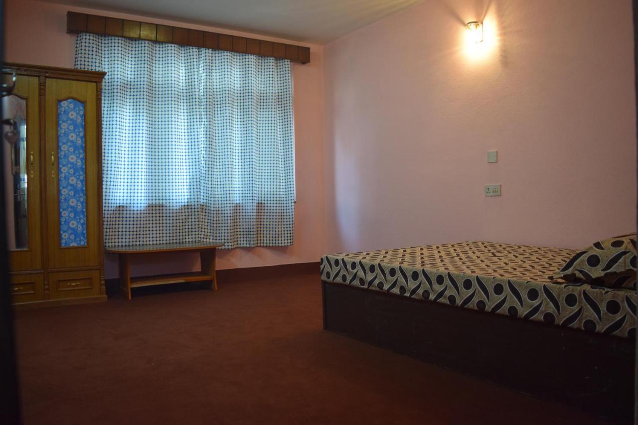 Hotel Triratna Kathmandu Bagian luar foto